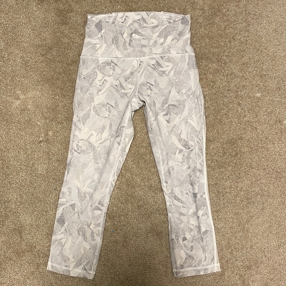Lululemon capri leggings